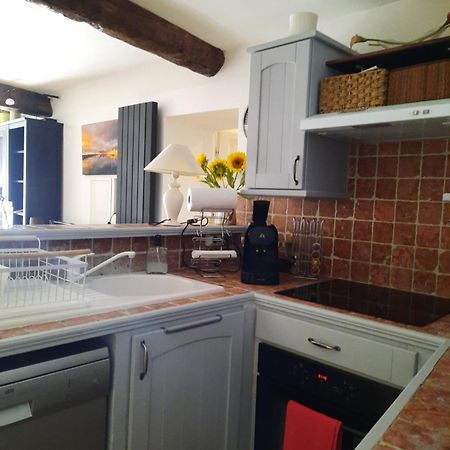 Vieille Ville 1 - Luca'S Apartment, 1 Bedroom, Max 2 Adults And 2 Kids 昂蒂布 外观 照片