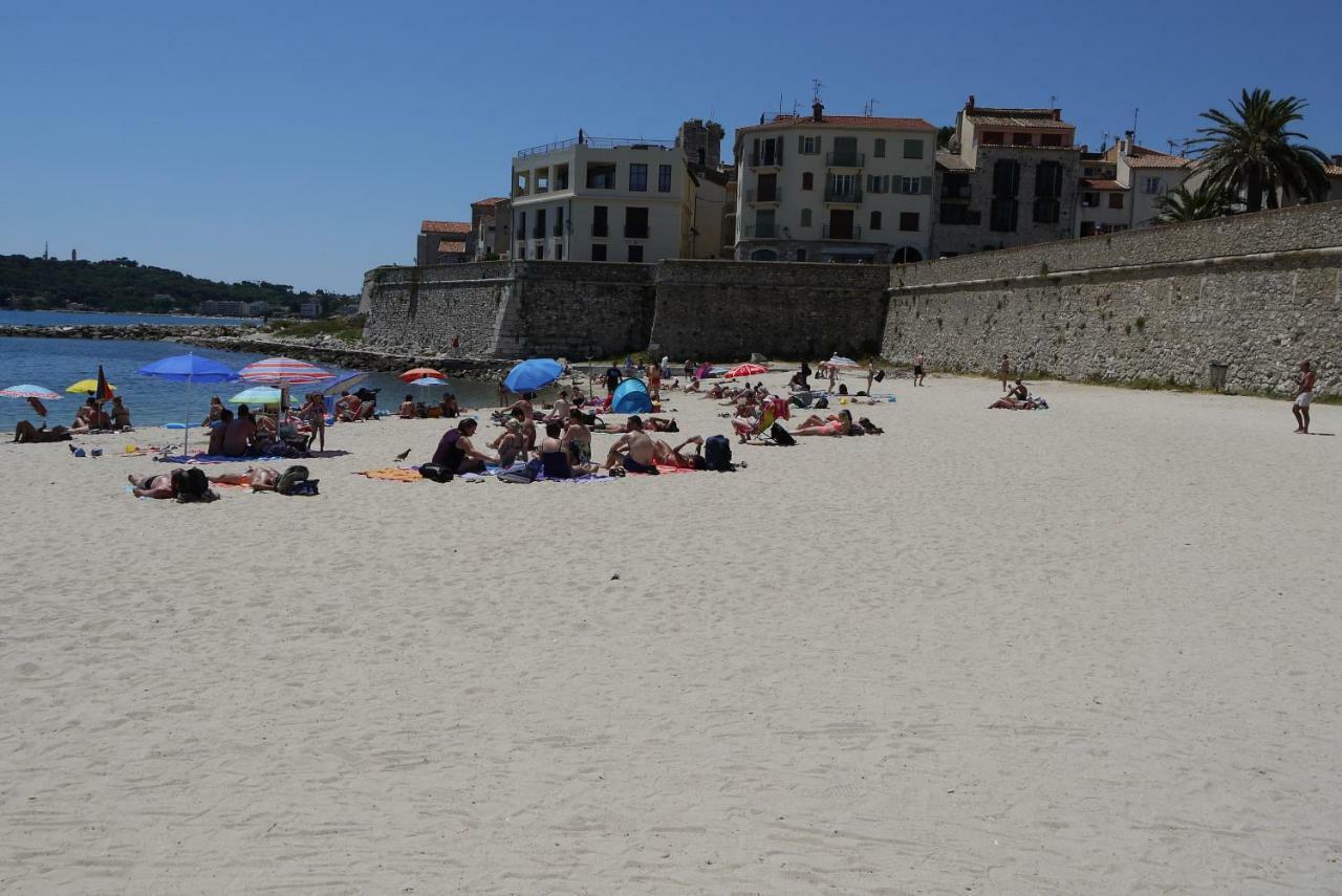 Vieille Ville 1 - Luca'S Apartment, 1 Bedroom, Max 2 Adults And 2 Kids 昂蒂布 外观 照片