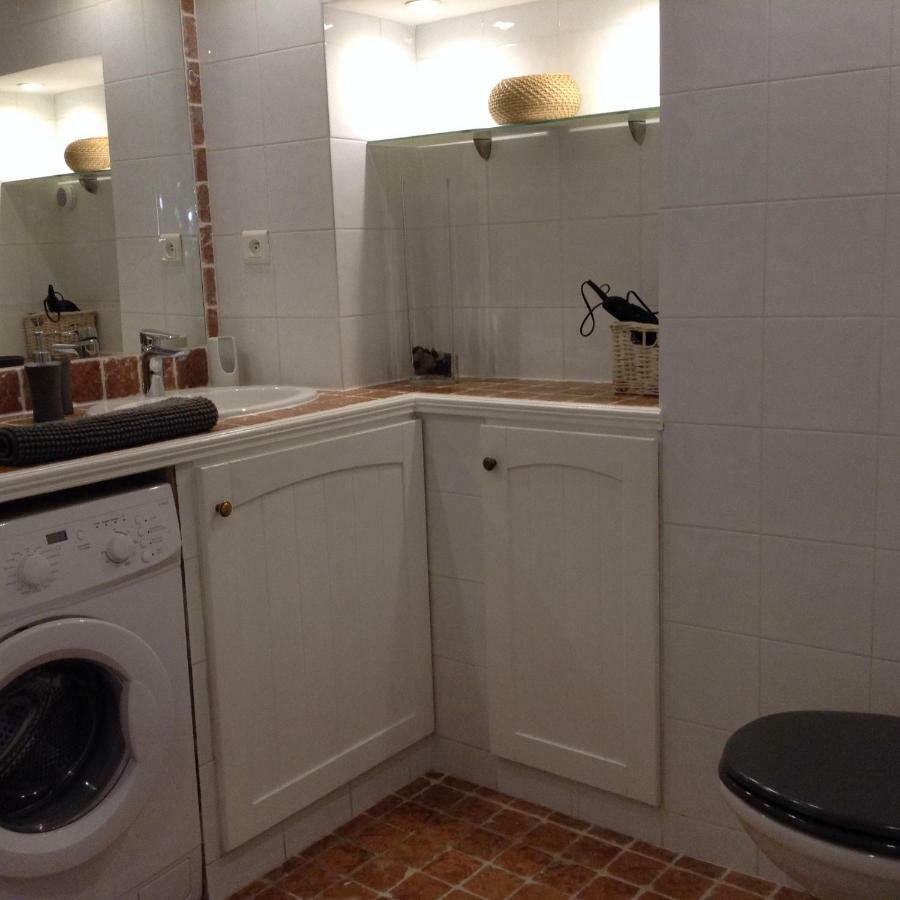 Vieille Ville 1 - Luca'S Apartment, 1 Bedroom, Max 2 Adults And 2 Kids 昂蒂布 外观 照片